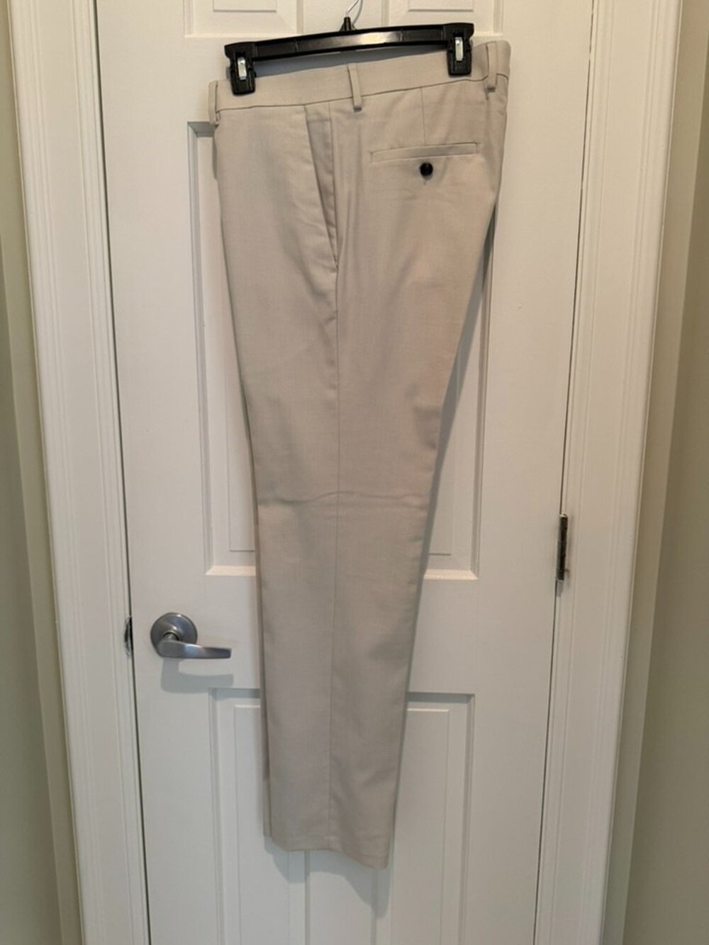 Kenneth Cole Reaction, pleated, light khaki, 33x32